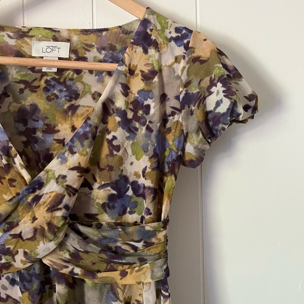 Loft Floral Top NWOT